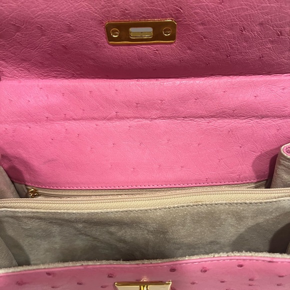 Beautiful Pink Ostrich Embossed leather handbag - Picture 9 of 10